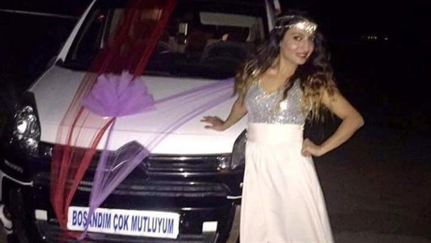 Woman in Turkey’s east celebrates divorce by decorating car, urges others to defend women’s rights