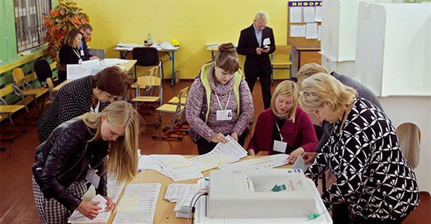 Putin’s party scores crushing win in Russia parliament vote
