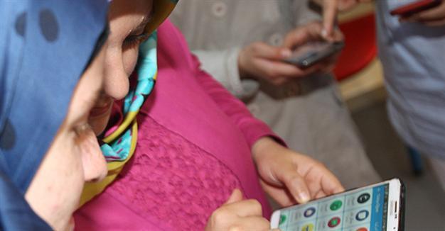 Turkish phone operator develops app for Syrian refugees