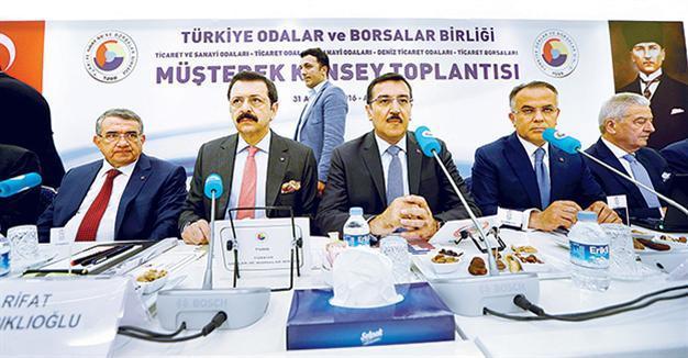 Nearly 475 members of top Turkish business group resign amid probe into coup attempt: Minister