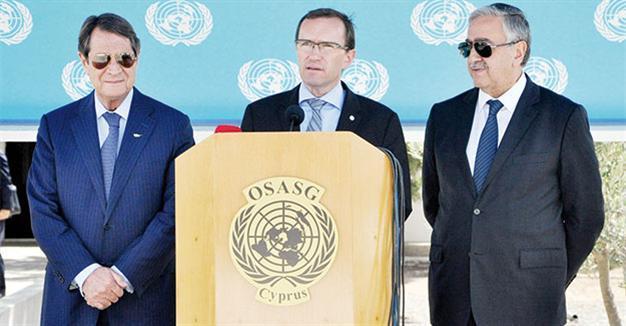 Cypriot leaders committed to deal, gap remains