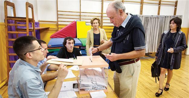 Spain’s regional elections boost acting PM’s party, weaken Socialists