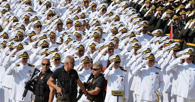 Turkish military personnel number shrinks after structural change