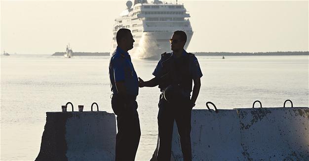 First cruise ship docks in Tunisia since 2015 attack
