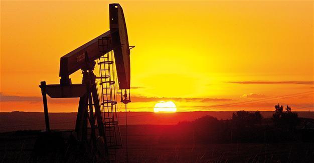 Oil hits 4-month highs as OPEC keeps talks of cuts in focus