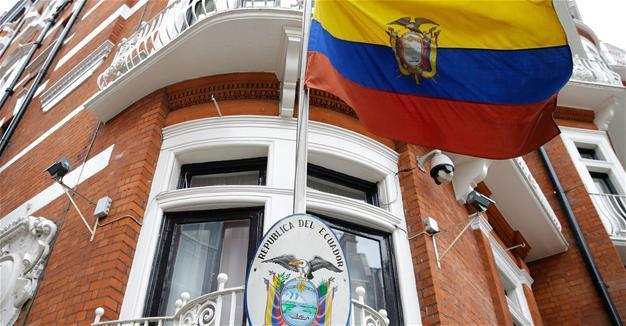 Ecuador acknowledges limiting Julian Assange’s web access