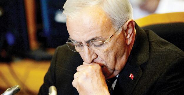 Former Chief of Staff says resigned due to pressures from gov’t