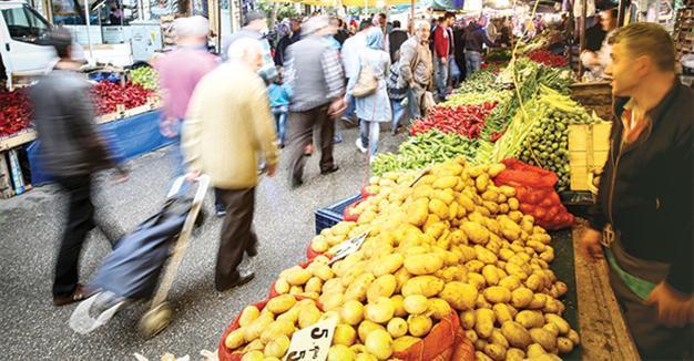 Top Erdoğan adviser sees more rate cuts, shrugs off inflation worries