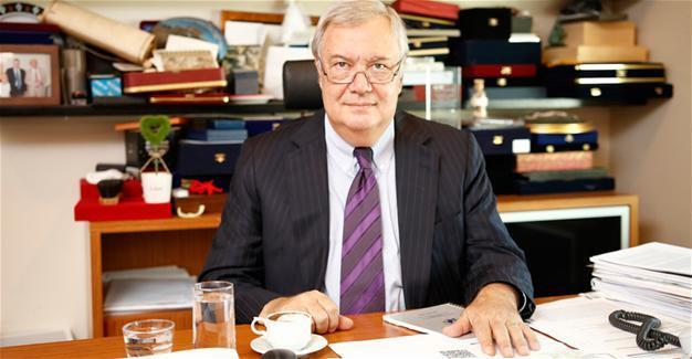 Turkish professor becomes head of World Academy Neurological Surgery