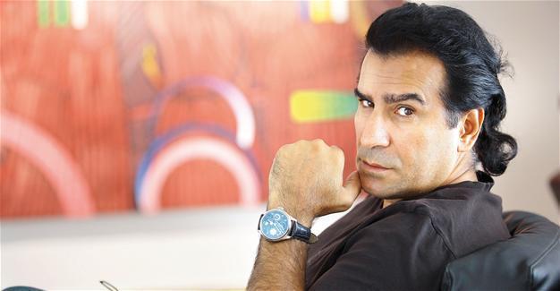 Beyoğlu Municipality opens new arts season with Ahmet Güneştekin show