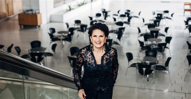 Greek diva to perform on Turkish stage