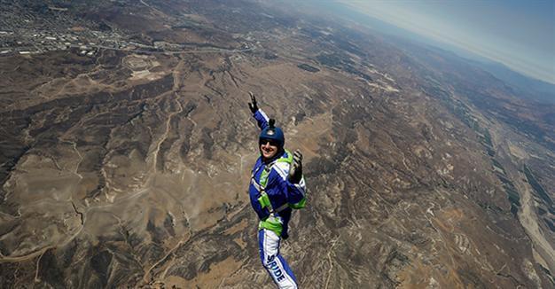 Daredevil completes first of its kind jump without a parachute