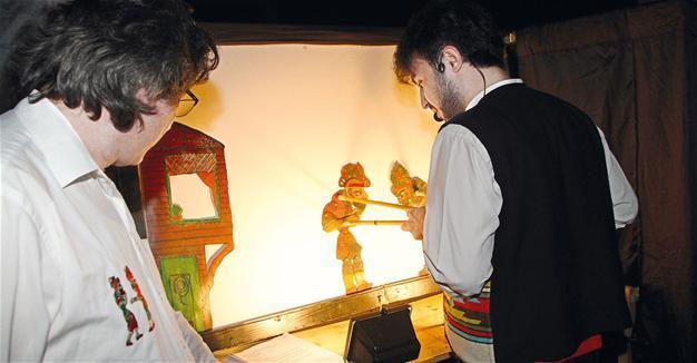 Karagöz and Hacivat find warm reception in Germany