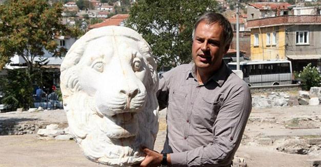 Head of Pergamon excavations dies