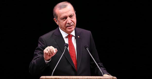Erdoğan hits back at Schulz, hints at Turkish referendum on EU membership bid