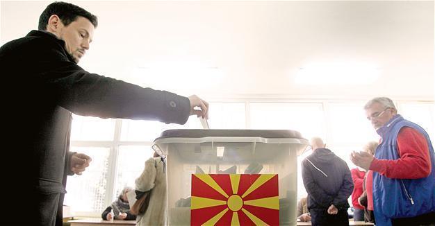 Macedonia conservatives headed to slim electoral victory
