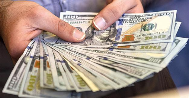 Dollar dips ahead of Fed’s rate decision