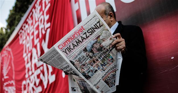 Turkey silencing independent media: Human Rights Watch