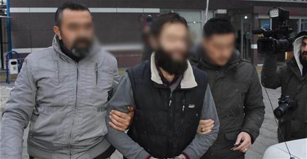 ISIL suspect asks reporters ‘Am I handsome’ after detention in Konya