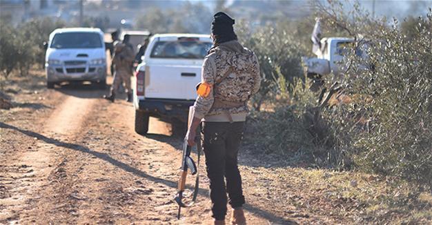 Turkish forces fight ISIL to capture al-Bab, 14 soldiers killed