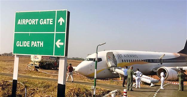 Indian passenger plane skids off runway, injuring 15