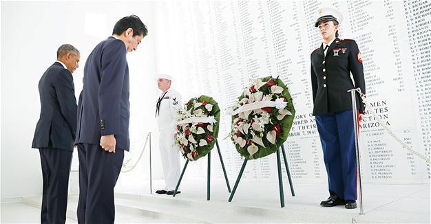 On Pearl Harbor visit, Abe pledges Japan will never wage war again