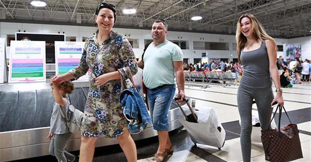 Foreign tourist arrivals to Turkey drop 21 percent in November