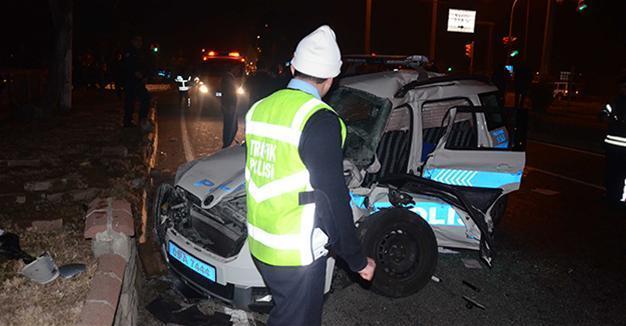 Two Turkish police officers die in car crash while chasing suspects