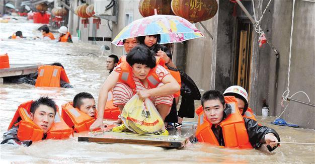 32 people missing in China landslides following typhoon