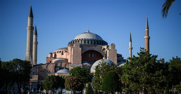Exhibition organizer says bookings hurt by Turkey coup attempt