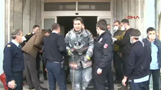 Fire erupts in hospital in central Istanbul