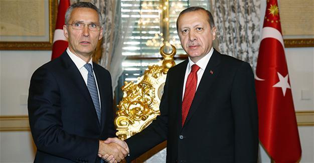 NATO chief hails Turkish democracy after coup attempt, reminds of rule of law