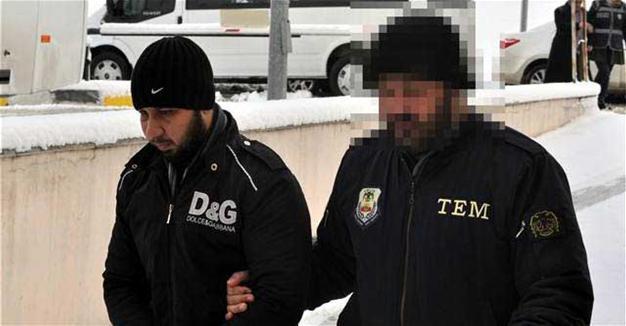 Three ISIL bomb-makers caught in Turkey’s north