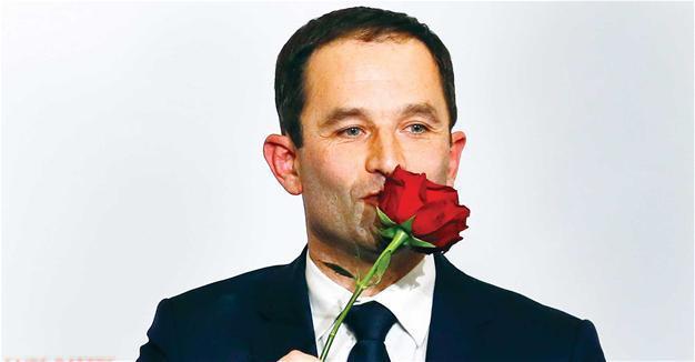French Socialists nominate left-winger Hamon for president