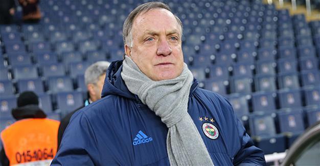 Fener’s Dutch coach Advocaat to take time on contract decision