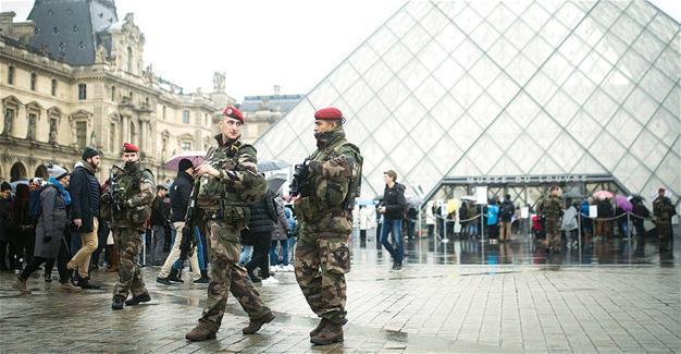 Suspect in Louvre attack wanted to harm paintings, avenge Syrian people-source