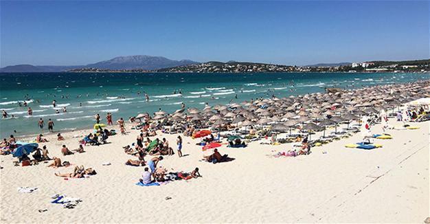 Over 2.6 mln Turks make early bookings for holidays in Turkey in 3 months: Association