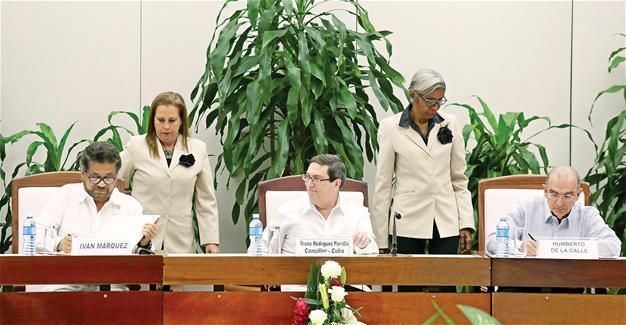 Colombia, rebels agree revised peace deal to end 52-year war