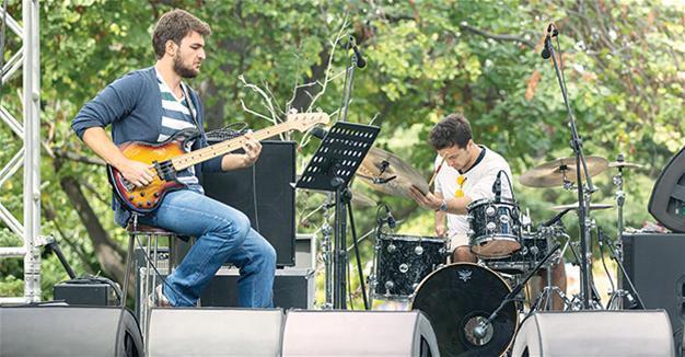 Istanbul jazz festival calls for bands