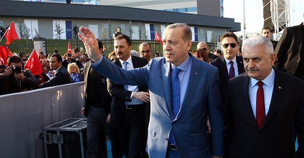 Erdoğan launches ‘yes’ campaign for charter change referendum