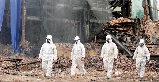 Removal of Ankara building bearing tons of asbestos begins under strict measures