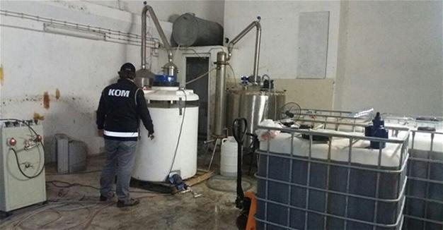 40 tons of bootlegged alcoholic beverages seized in Turkey’s İzmir