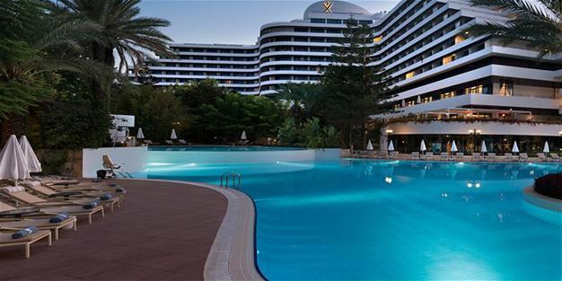 Hectares of treasury land with famous hotels transferred to new wealth fund