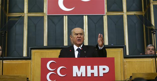 AKP, MHP in row over Iraqi Kurdistan Government flag