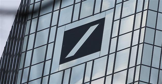 Deutsche Bank to raise 8 bln euros, plans major reorganization