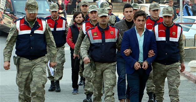 Police stage large-scale ‘anti-Gülenist’ operation in Turkish army