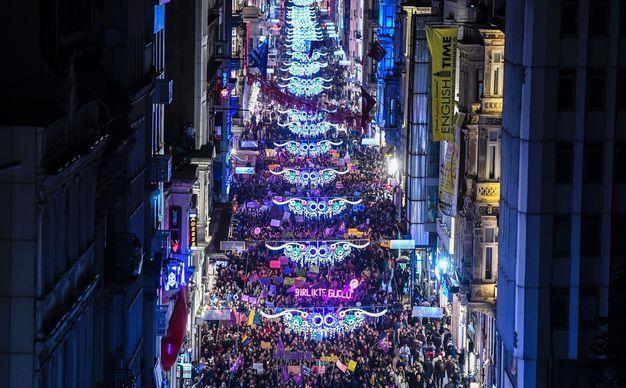 Tens of thousands march across Turkey on International Women’s Day