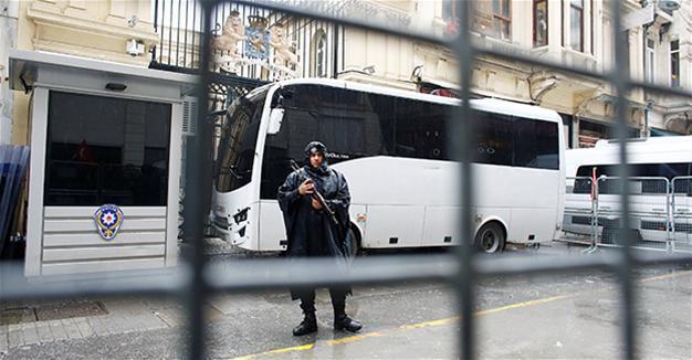 Netherlands warns citizens in Turkey amid diplomatic tensions