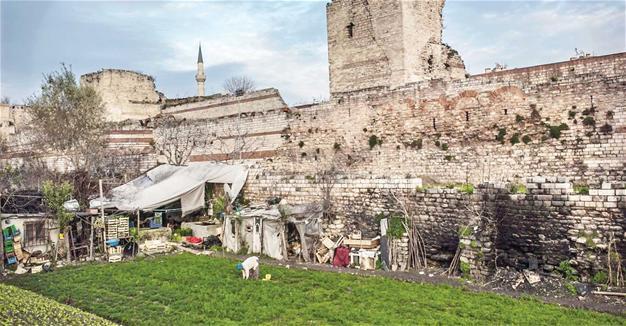 Shadow of progress falls on Istanbul’s historic vegetable gardens