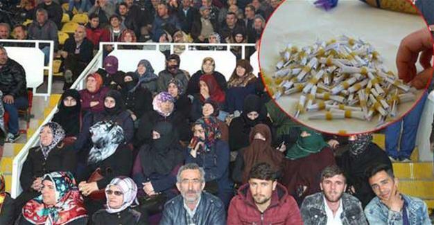 Names written on paper put inside pasta to prevent rigging in draw organized by employment organization